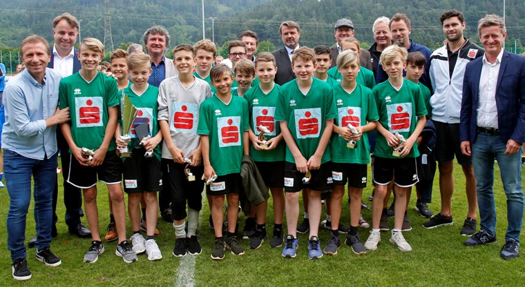 4.Platz 2018 NMS Waidmannsdorf mit den Ehrengästen!